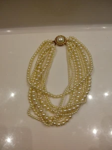 1980's Carolee Signed 8 Strand White Pearls Choker Statement Necklace - Picture 1 of 3