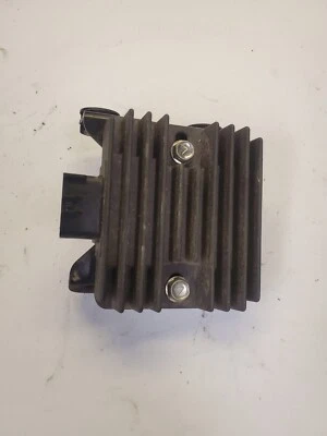 12 - 16 2015 Kawasaki Ninja 650R EX650 ER-6 voltage regulator rectifier bracket - Image 1 of 3