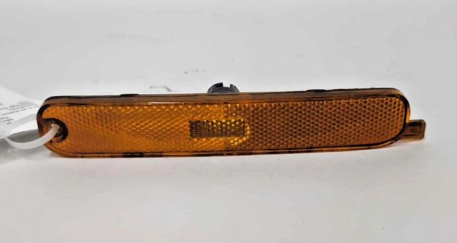 1995 - 99 雪佛兰蒙特卡罗右后雾/标记/公园/转向灯组件 — 第 1/4 张图片