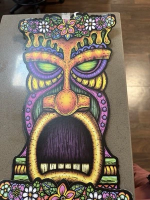 2003 Beistle Co. Jointed Tiki Totum Pole X 2 With 6 Unbranded Tiki Masks - Image 1 of 4