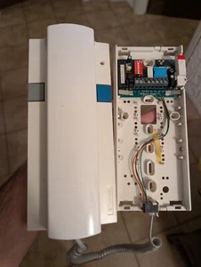 Citofono Comelit 2608 SW 1.0 Simplebus - Foto 1 di 1