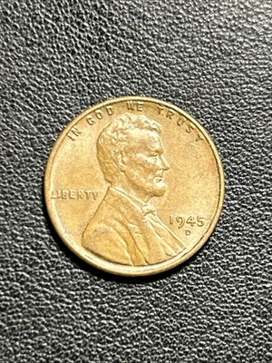 1945 D Lincoln Wheat Penny Cent Denver Mint Circulated - Image 1 of 2