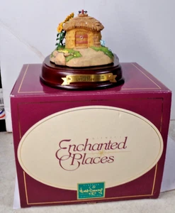 WDCC Enchanted Places Three Little Pigs FIFER PIG'S Straw House + Base & Box - Picture 1 of 8