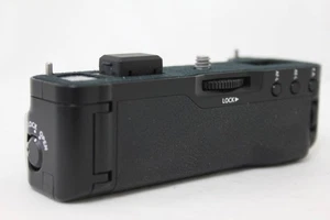 Fujifilm VG-XT1 Vertical Battery Grip for X-T1 Excellent Condition JAPAN - Picture 1 of 7
