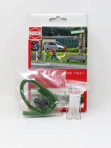Busch 7851 Paseador de Perros Parque Accesorio Residuos de Mascotas Escala HO Modelo Tren Paisaje - Imagen 1 de 3