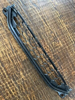 🔥OEM🔥 2016 2017 HONDA HR-V Lower Front bumper GRILLE grill, HRV 🔥 EXCELLENT Foto 1 de 4