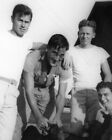 ORIGINAL VINTAGE FOTO: Militär Männer männliche Freunde 50er 50er 1950er 1950er 1950er