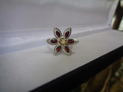 fine jewellery sterling silver natural rhodolite rhodium plated cocktail ring 6 - Imagem 1 de 4