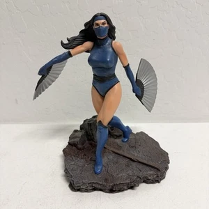 Mortal Kombat Kitana Statue - Diamond Gallery Diorama - Bild 1 von 9