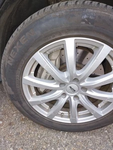 Allwetterreifen 235 60 R18 Mercedes GLC auf Alufelgen - Bild 1 von 3
