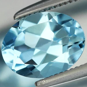 1.51ct t.w 8x6mm Oval Natural Sky Blue Topaz Brazil Gemstone - Picture 1 of 4