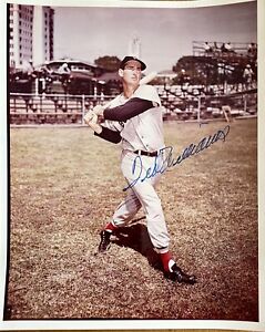 Ted Williams Autographed Signed Auto 8x10 Photo Boston Red Sox HOFer Baseball