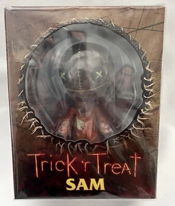 MEZCO 6" SAM STYLIZED FIGURE COLLECTOR GRADE TRICK 'R TREAT HALLOWEEN MOVIE - Picture 1 of 7