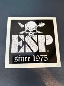 ESP Guitars Bases Factory Totenkopf Aufkleber 3x3 weiß und schwarz - Bild 1 von 1