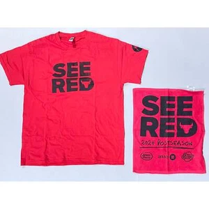 Chicago Bulls T-Shirt "See Red" Kurzarm Größe Large und Rallye Handtuch - Bild 1 von 2