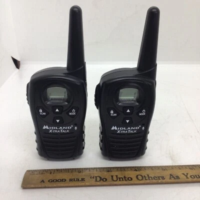 Midland LXT118PA  ALR1Y X-tra Talk Two Way Radio Set Walkie Talkie Compact Work! - Image 1 of 4