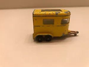 Lesney Matchbox Series Superfast No. 43 Horse Trailer Yellow with Tan Base - Picture 1 of 5