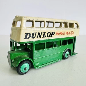 Modellino autobus Dunlop vintage restaurato Meccano Dinky Toys pressofuso a due piani - Foto 1 di 3