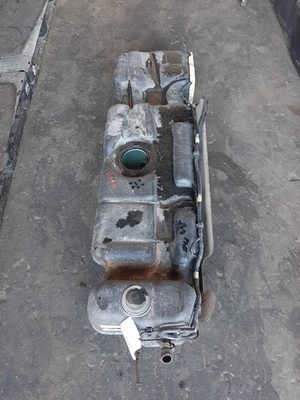 04 05 06 07 08 09 YUKON XL 1500 油箱 8-323 VIN J 8th Digit Opt LY5 20757345 — 第 1/4 张图片