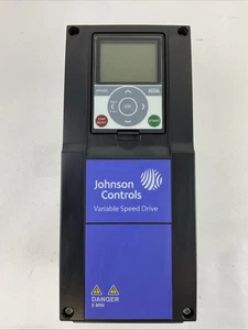 JOHNSON CONTROLS VS012410B-S0000 VARIABLE SPEED DRIVE POWER 7.5HP 480VAC - Picture 1 of 7