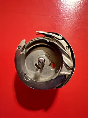 Pfaff   Creative 1471 Sewing Machine Rotary Hook OEM # 91-106 258-91 - Image 1 of 2