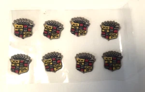 8 Vintage NOS Cadillac Kranz Wappen Abzeichen bestickt Applikation Patch 1940er Logo - Bild 1 von 3