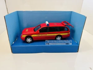 Cararama Mercedes Benz E-Klasse Kombi im Maßstab 1:43 - Fire & Rescue - Originalverpackt - Bild 1 von 8