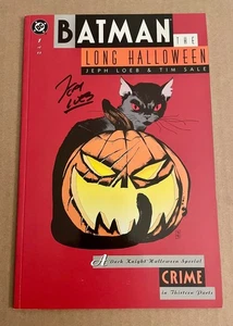 Batman The Long Halloween #1 SIGNED Jeph Loeb DC 1996 1st print Tim Sale art - Picture 1 of 2