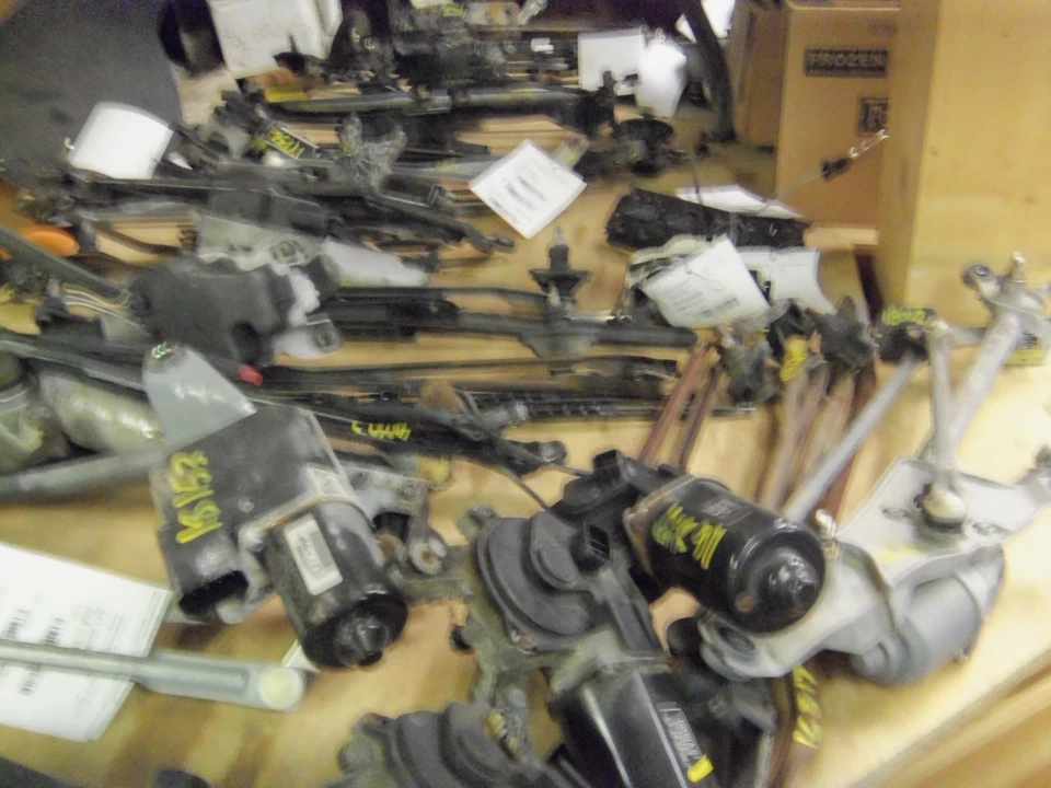 97-01 02 03 04 05 FORD EXPLORER LADO DERECHO PASAJERO LIMPIAPARABRISAS TRANSMISIÓN Foto 1 de 1