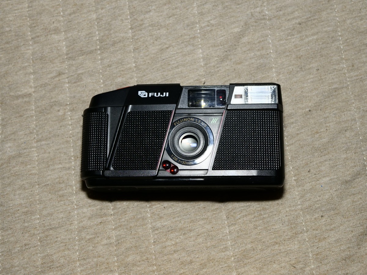 Fuji Film Cameras with Date Imprint for sale | eBay Fuji Film Cameras with Date Imprint for sale | eBay