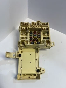 ✅2001 Lexus IS300 3.0L Dash Fuse Relay junction Box MPX Body OEM - Picture 1 of 6