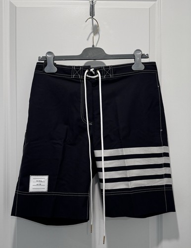 THOM BROWNE TAVOLA CORTA IN 4 BAR TUTA IN TESSUTO SEMPLICE TAGLIA 42 MARINA NUOVA CON ETICHETTE