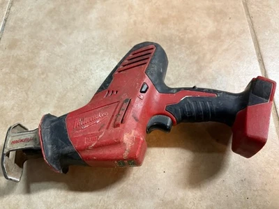 Milwaukee M18 HACKZALL Compact Reciprocating Saw Sawzall 2625-20 BROKEN FOR PART - Image 1 of 4