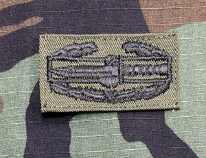 Insignia de acción de combate cosida CAB BDU del ejército de Estados Unidos verde OD - Imagen 1 de 1
