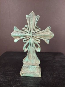 Crucifijo Cruz 5.5" Trenzado Libre Resina Envejecido Verde Diseño Elevado - Imagen 1 de 10