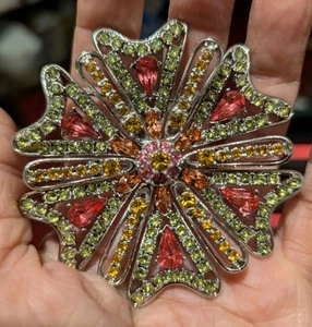 Kenneth J Lane elegant Green Pink Maltese Like brooch - Picture 1 of 4