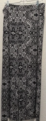 Calça JM Collection preta branca paisley floral perna larga tamanho XL - Imagem 1 de 4