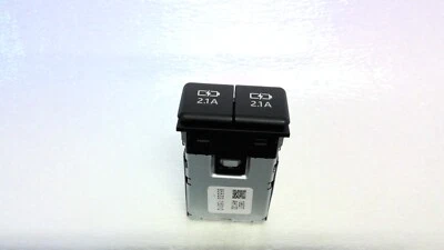 2019 - 2022 TOYOTA PRIUS PRIME CONSOLE CENTRAL TRASEIRO PORTA USB SOQUETE FABRICANTE DE EQUIPAMENTO ORIGINAL - Imagem 1 de 4