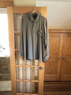 Camisa de vestir Statements para hombre a medida 100 % seda verde oliva con botones talla 3XLT Foto 1 de 4