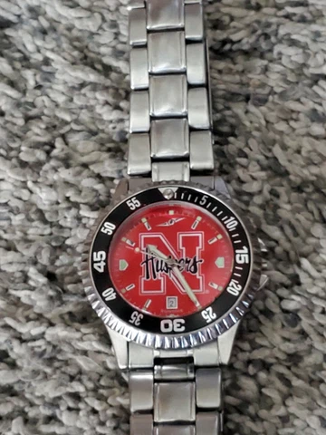 Nebraska Cornhuskers Watch With New Battery Suntime The Competitor Wristwatch Cover