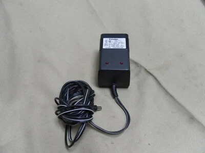 Cargador RC Futaba FBC-30B para Transmisor 1100mAh y Receptor 1500mAh Foto 1 de 4