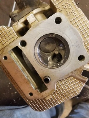 2003 Yamaha TTR125L NÚCLEO DA CABEÇA DO CILINDRO DO MOTOR 5HP-11111-00-00 - Imagem 1 de 3