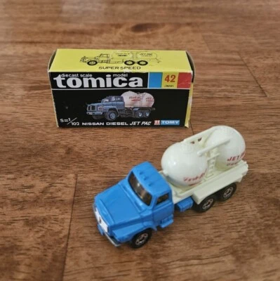 tomica no. 42 Nissan Diesel Jet Pac Cemento - 1/102 - Japón Diecast Caja Original Foto 1 de 4