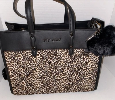 Bolso Bandolera Betsey Johnson Xobeca-N Grande Leopardo Felpa Corazón Bolso Dije Foto 1 de 4