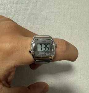 Reloj digital Timex x MM6 Maison Margiela anillo TW2W81300 acero inoxidable S-M - Imagen 1 de 4