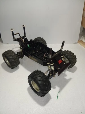 Vintage Traxxas Sledgehammer 1/10th Monster Truck RC 1/10th Scale Truck - Image 1 of 4