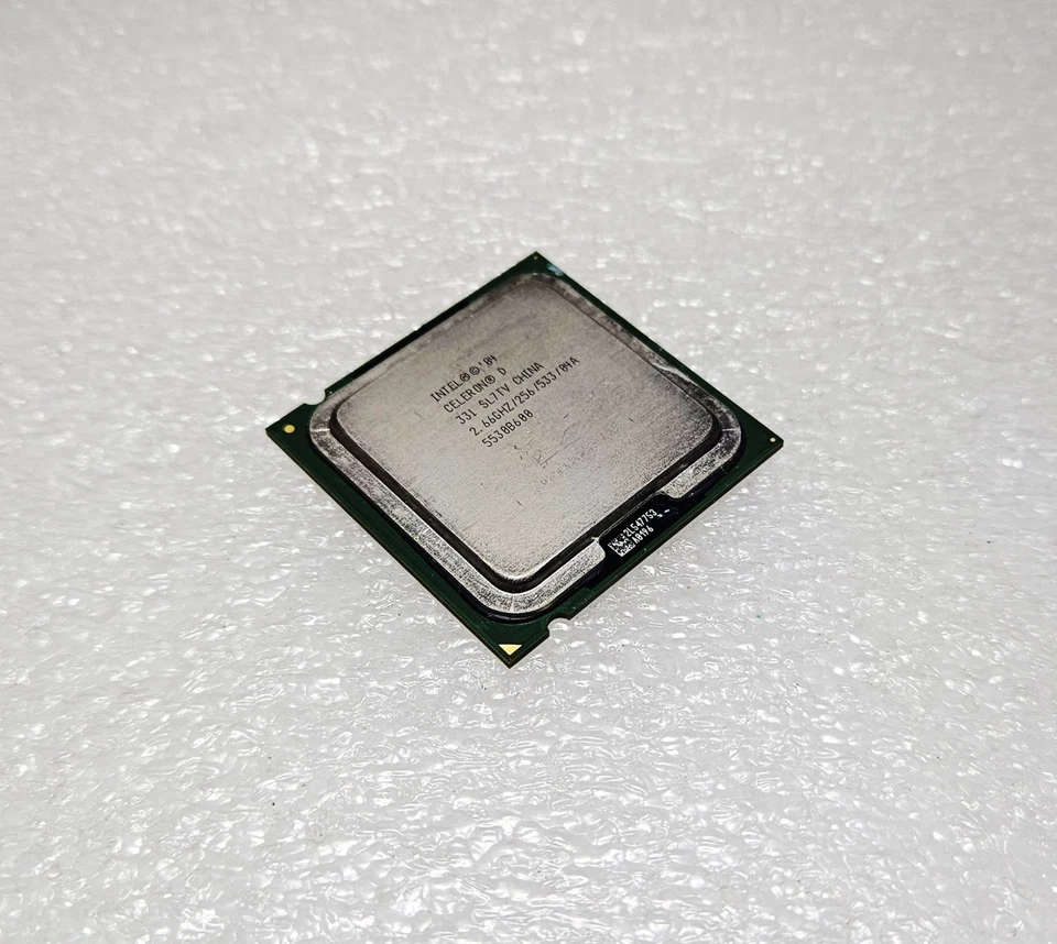 Intel Celeron D 331 2.667 GHz 2.66GHZ/256/533 SL7TV Socket 775 - Image 1 of 1