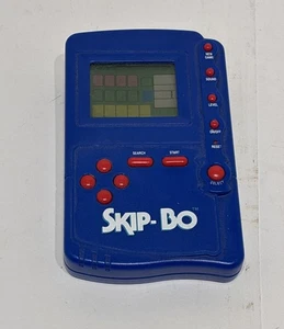 Vintage MGA Skip-Bo Handheld Electronic Travel Game Mattel 1997. Tested - Picture 1 of 3