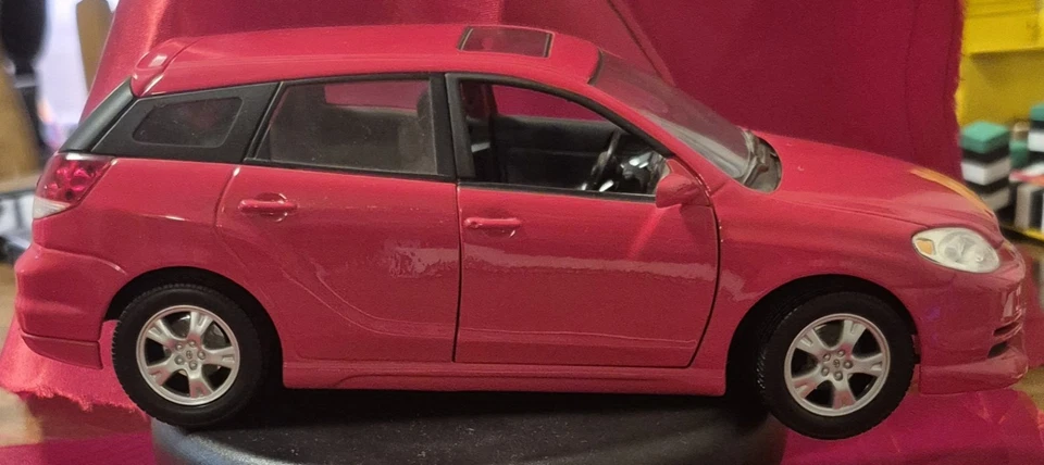 КРАСНЫЙ ЛЮК TOYOTA MATRIX 2003 NO 92518  - Изображение 1 из 4