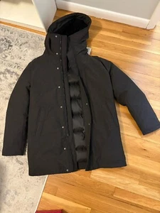 Uniqlo Men’s Down Winter Parka Dark Gray Color Size Medium - Picture 1 of 10